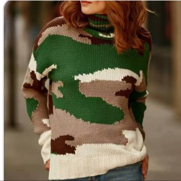 525 America Camo Turtleneck Oversized Sweater - Picture 6 of 13